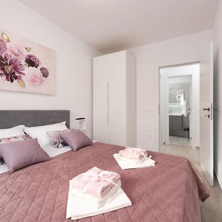 Marin Apartment Cizici Ngoại thất bức ảnh