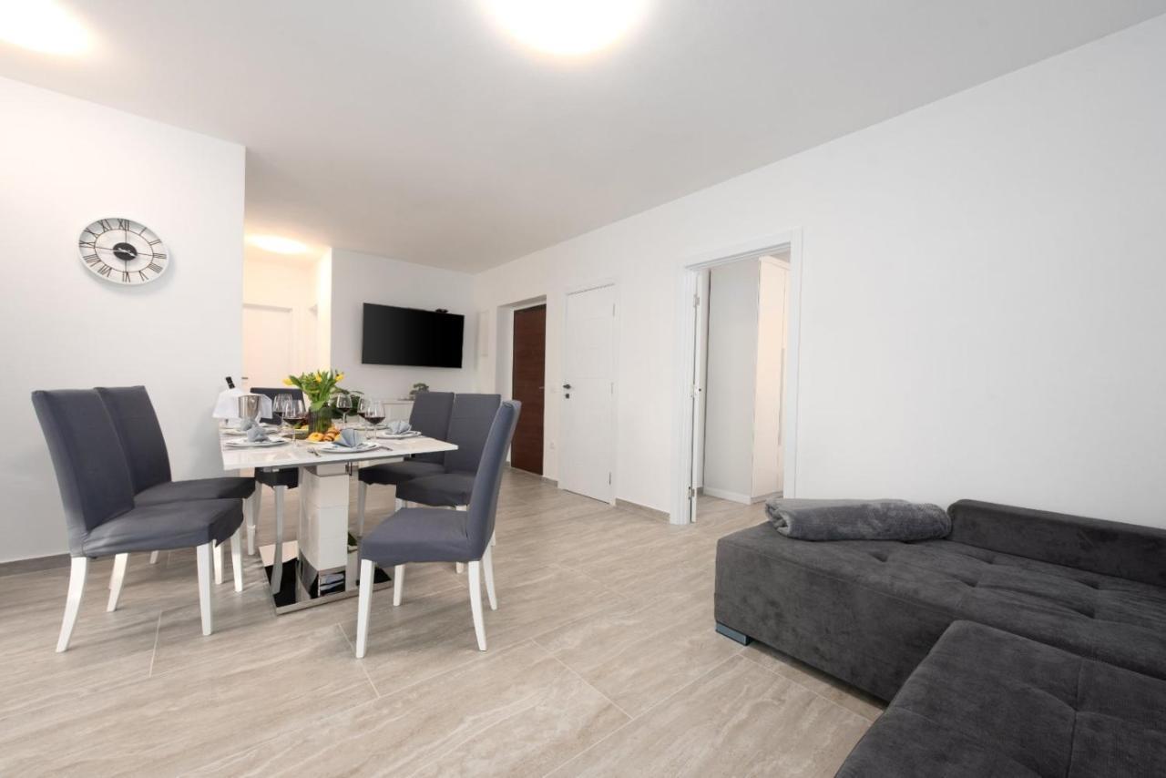 Marin Apartment Cizici Ngoại thất bức ảnh