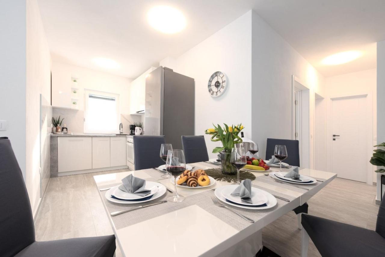 Marin Apartment Cizici Ngoại thất bức ảnh