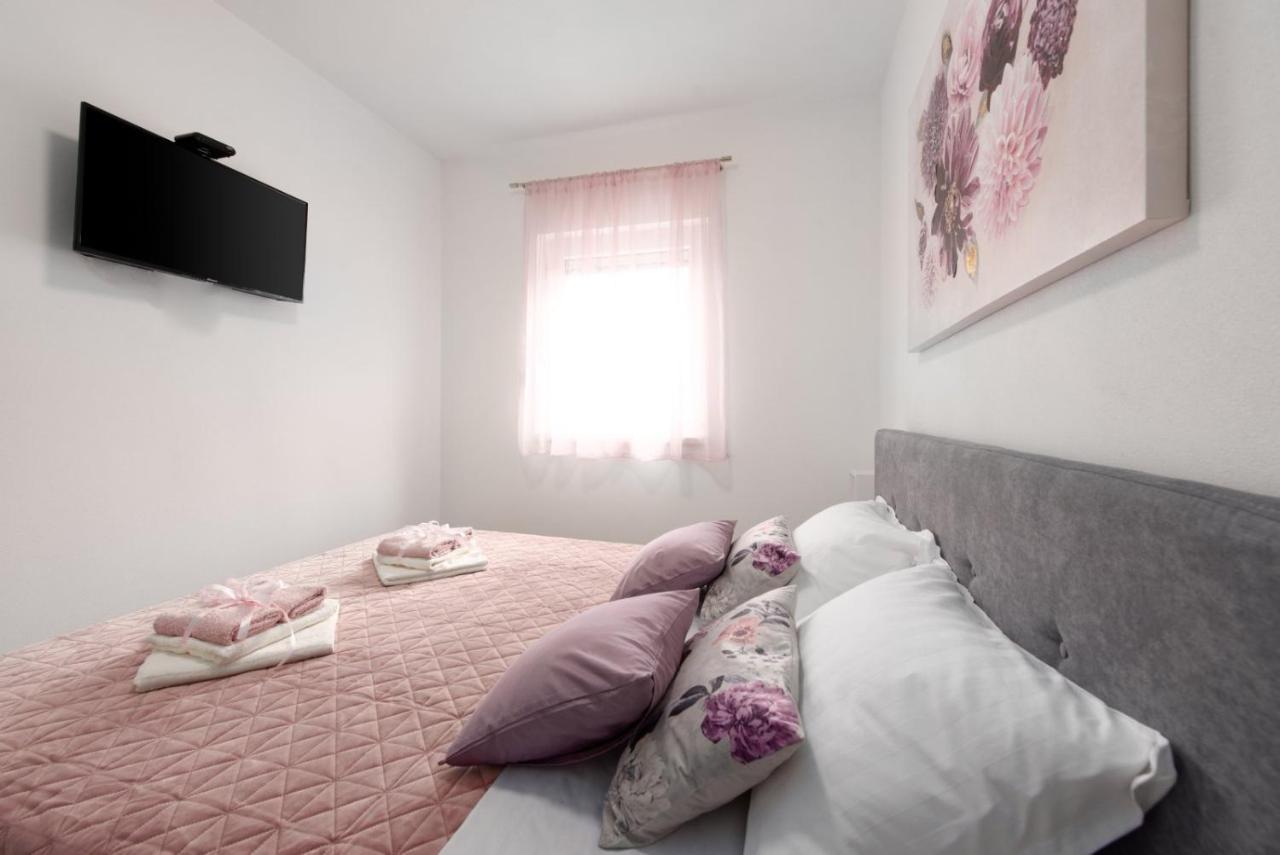 Marin Apartment Cizici Ngoại thất bức ảnh