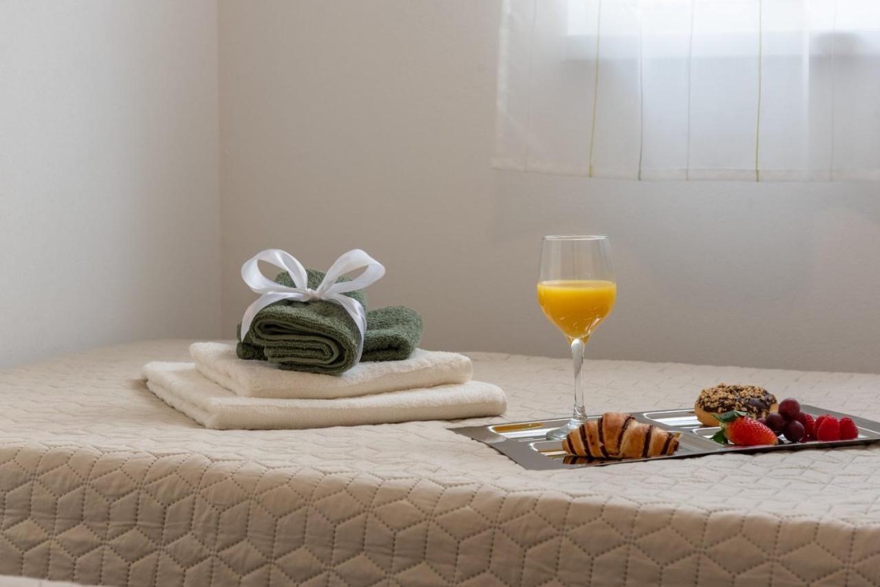 Marin Apartment Cizici Ngoại thất bức ảnh